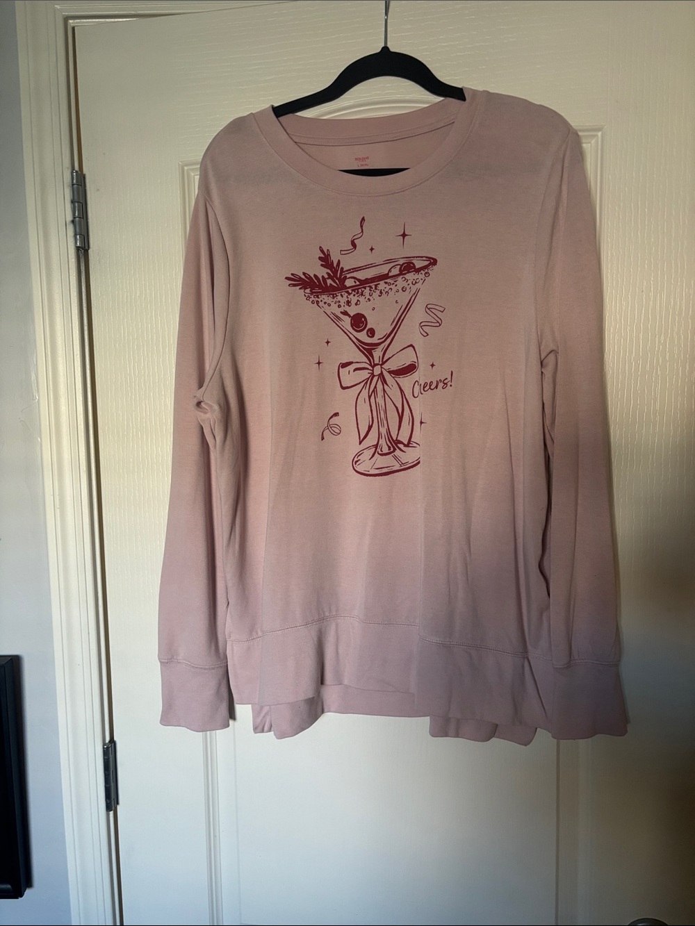 Holiday Time Dusty Pink Graphic Crewneck Sweatshirt